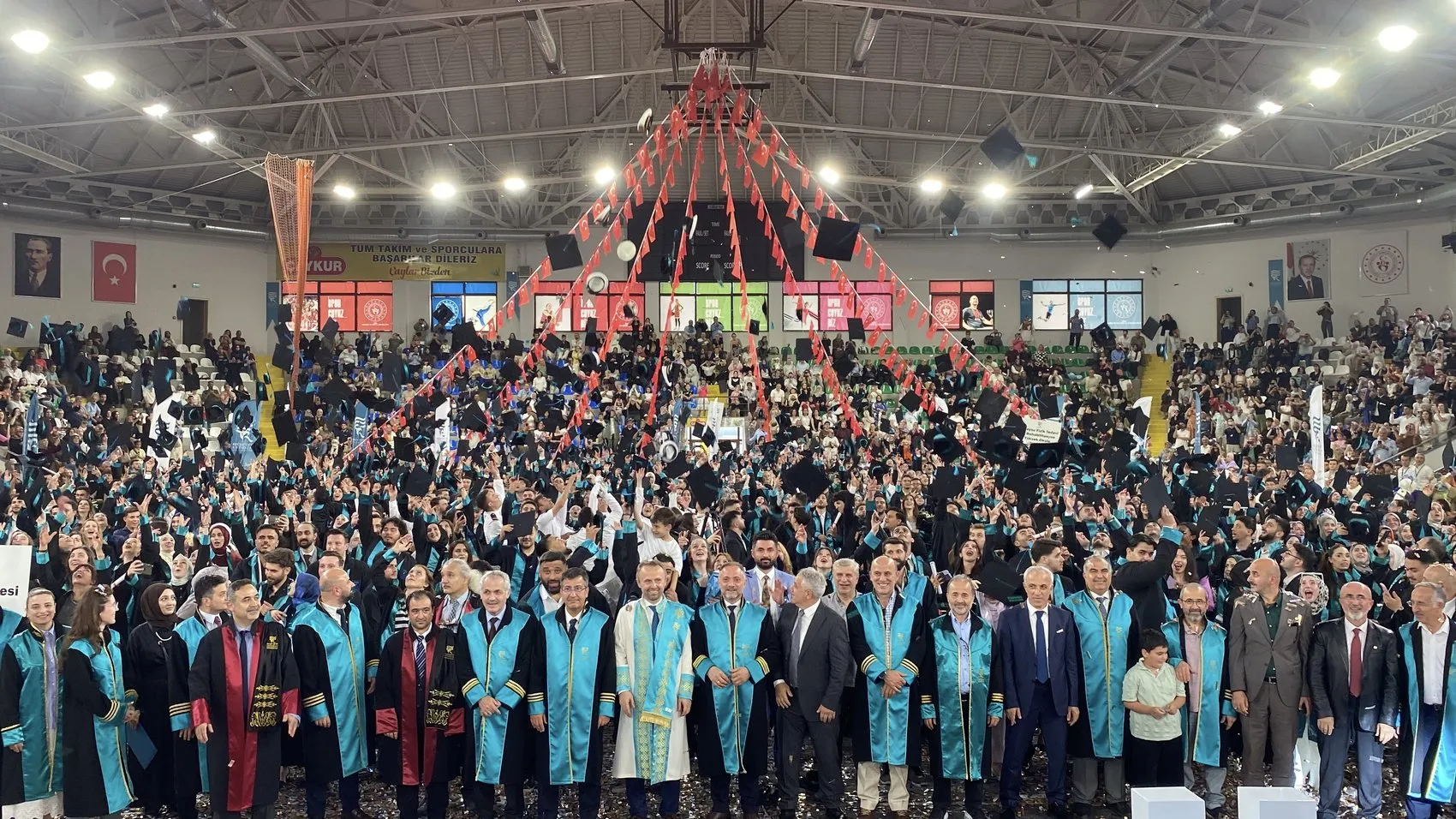 Diplomayı yaşa değil azme verdiler
