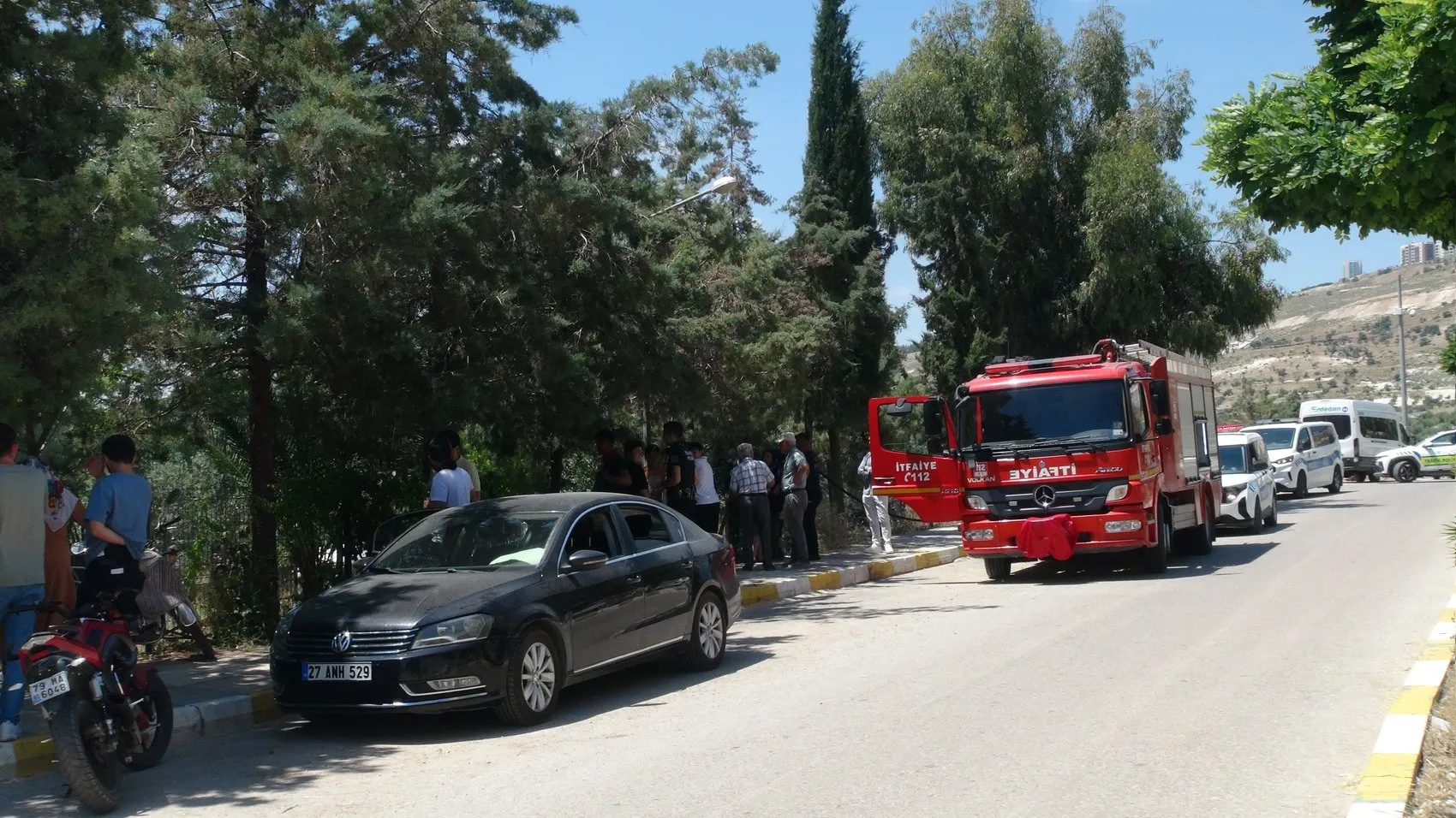 Kilis'te bir ev kül oldu dört kişi hastanelik oldu