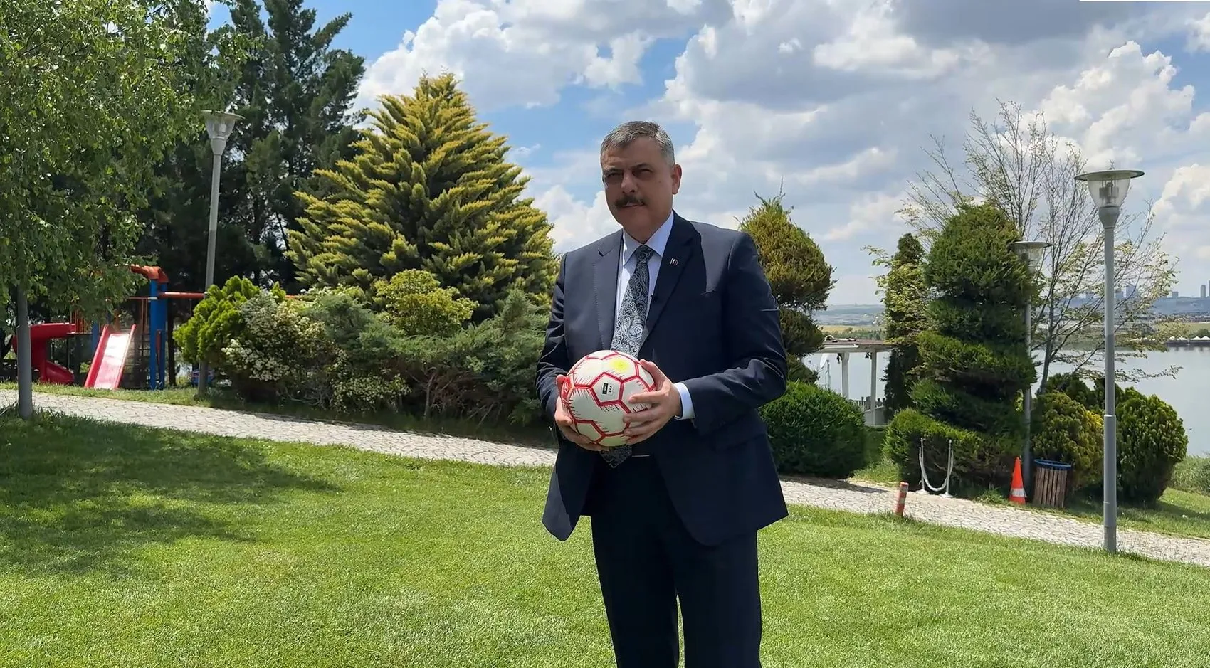 İçişleri Bakanlığı'ndan Milli Takım'a özel klip desteği