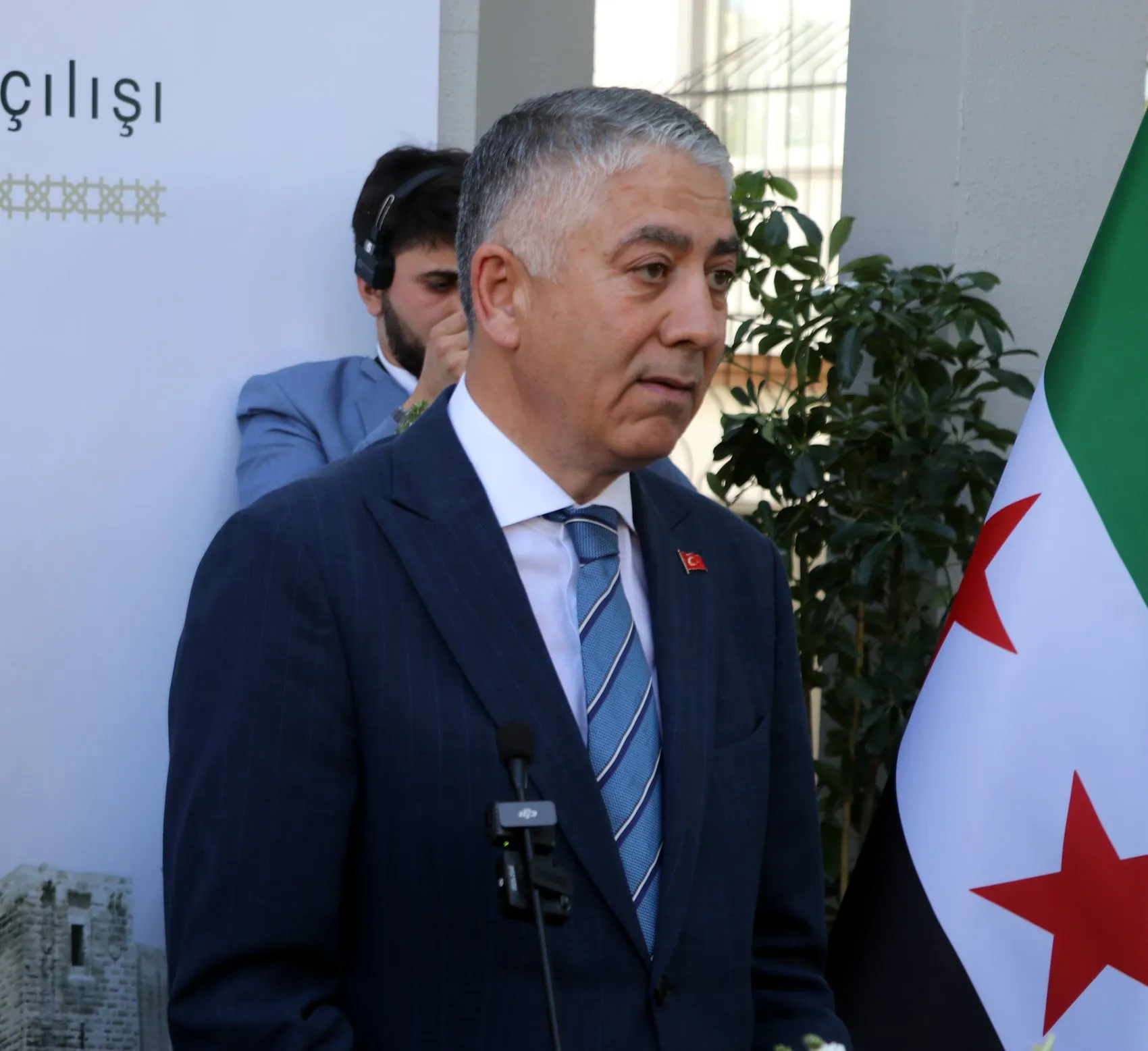 Suriye Gaziantep Başkonsolosluğu 15 yıl aradan sonra tekrar hizmete girdi