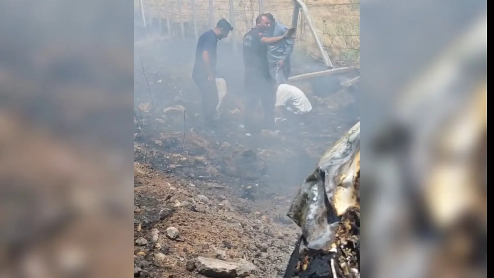 Yanan otomobildeki paraları kurtarma yarışı