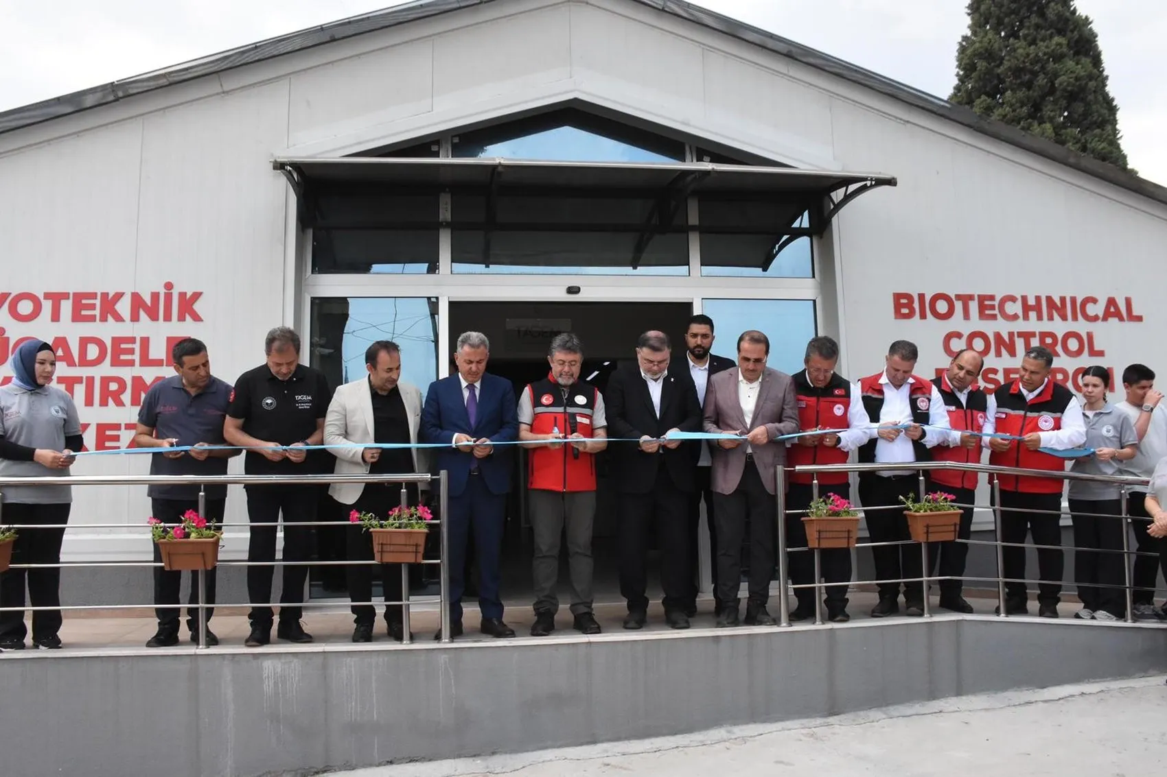 Tarımda ilaç devri bitiyor Kısır böceklerle mücadele dönemi başladı