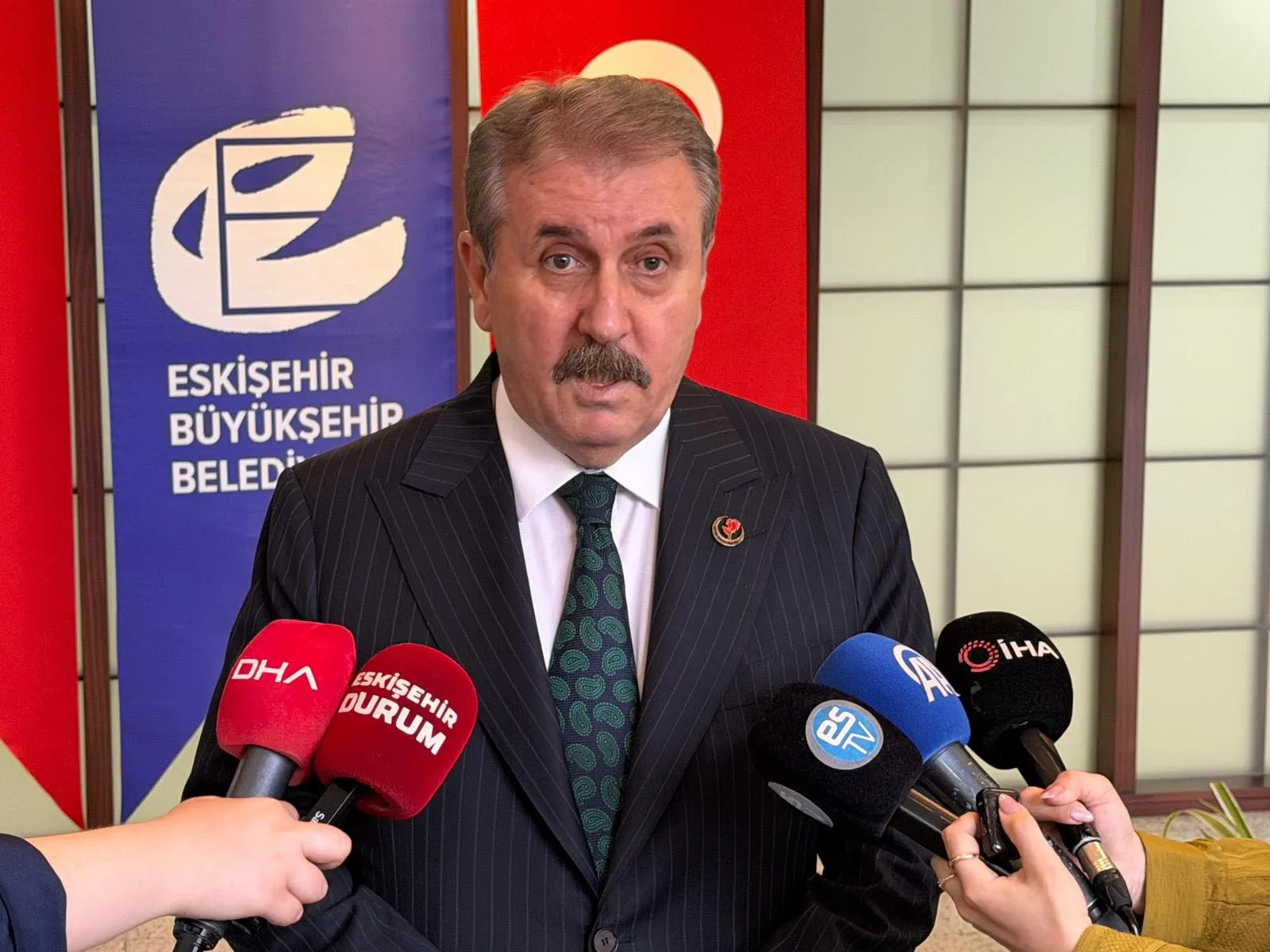 Destici ABD yönetimini eleştirdi Ne yapacağı belli olmayan biri var
