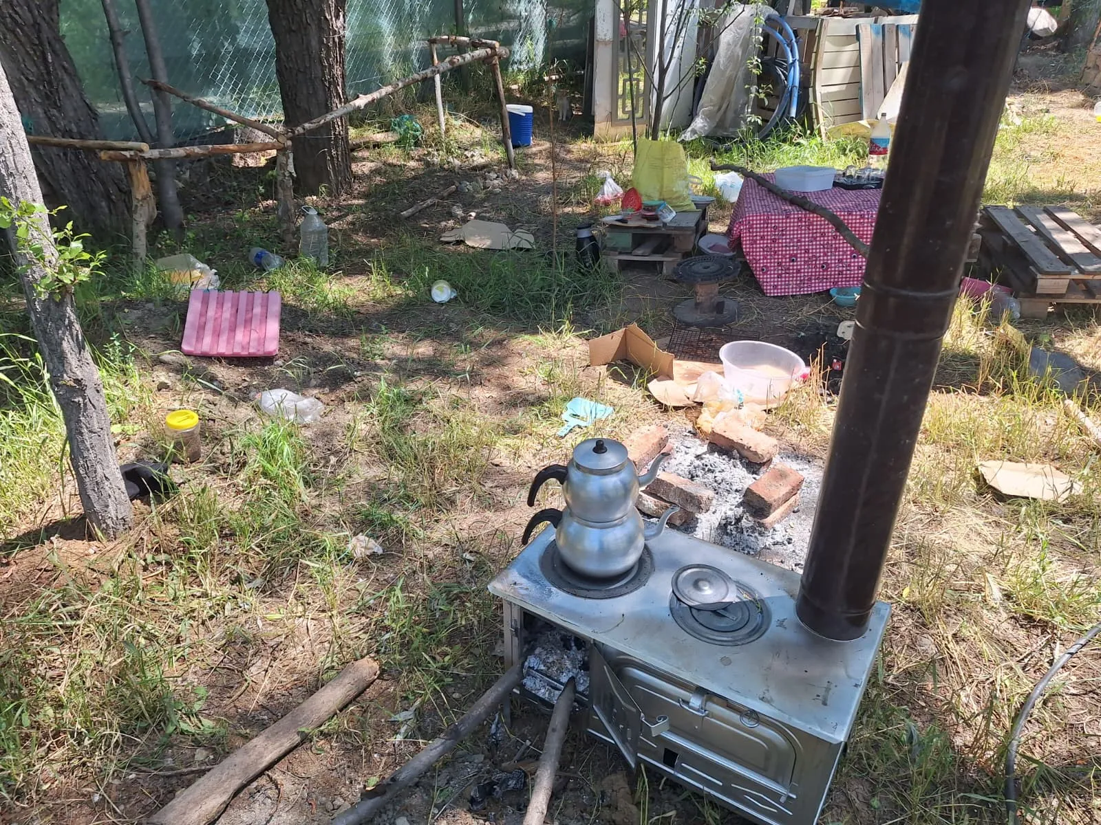 Akyurt'ta piknik faciası Eşini bıçaklayıp kaçtı