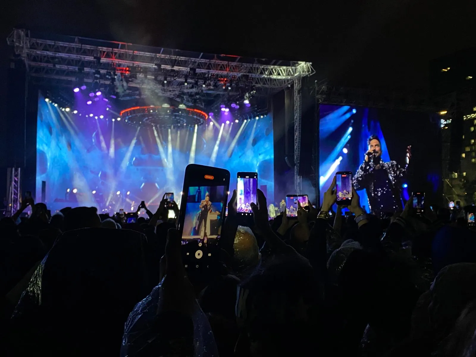 Tarkan Ankara Millet Bahçesi'ni coşturdu