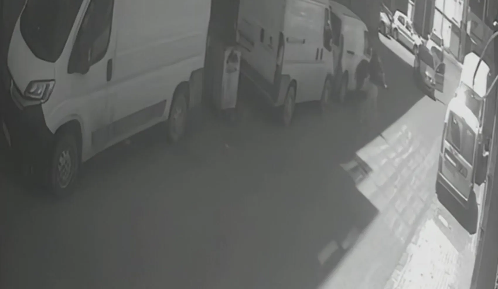 Kıskançlık krizine giren koca dehşet saçtı