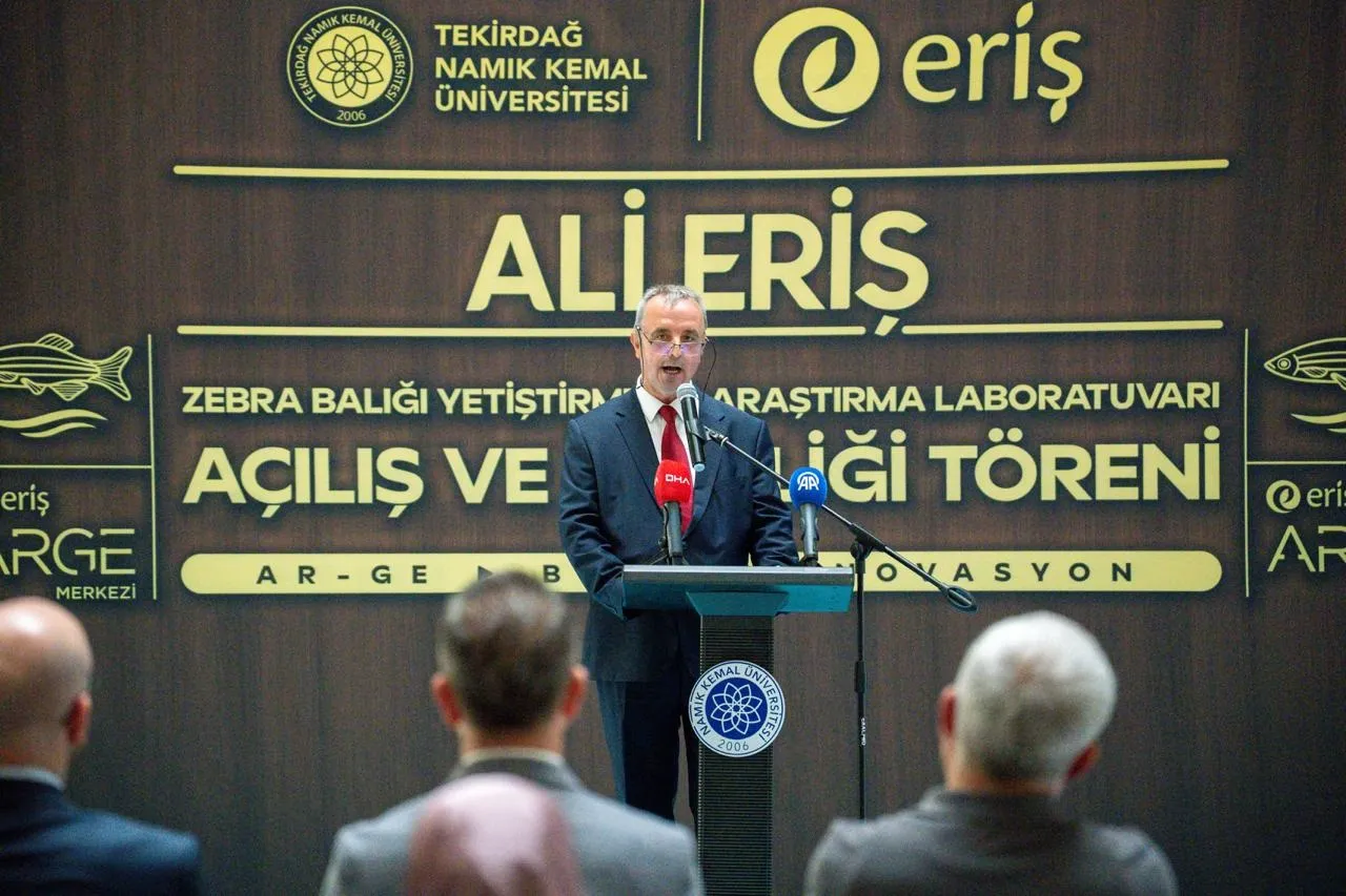 Tekirdağ'da bilim dünyasına yeni soluk Zebra balığı laboratuvarı açıldı