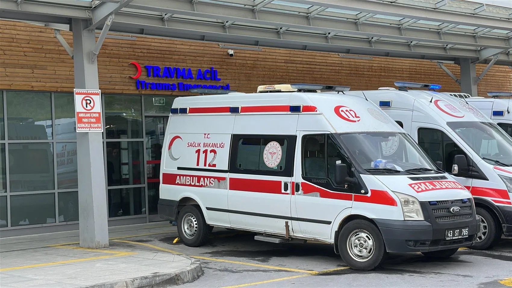 Kütahya’da inşaat iskelesi çöktü 4 işçi yaralı