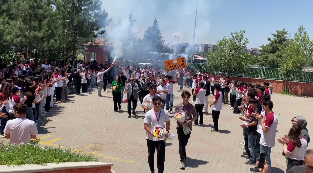 Batmanlı gençlerin yapay zeka projesi ABD'de dünya ikincisi oldu