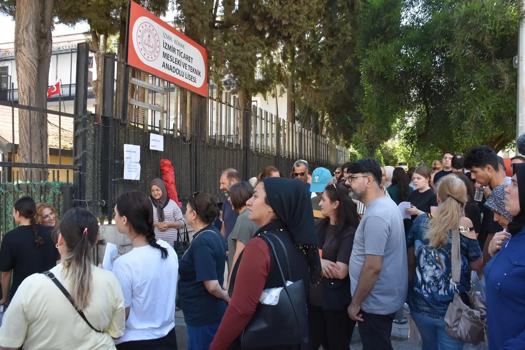 Üniversite hayali için dakikalarla yarışıldı