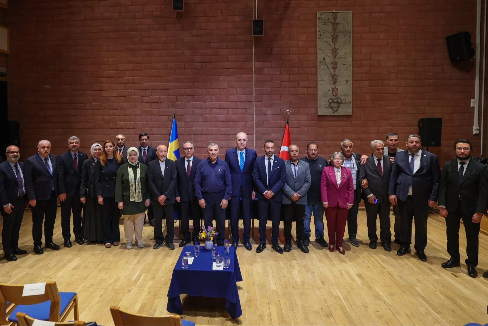 Kurtulmuş İsveç’te Avrupa’ya karşı uyardı