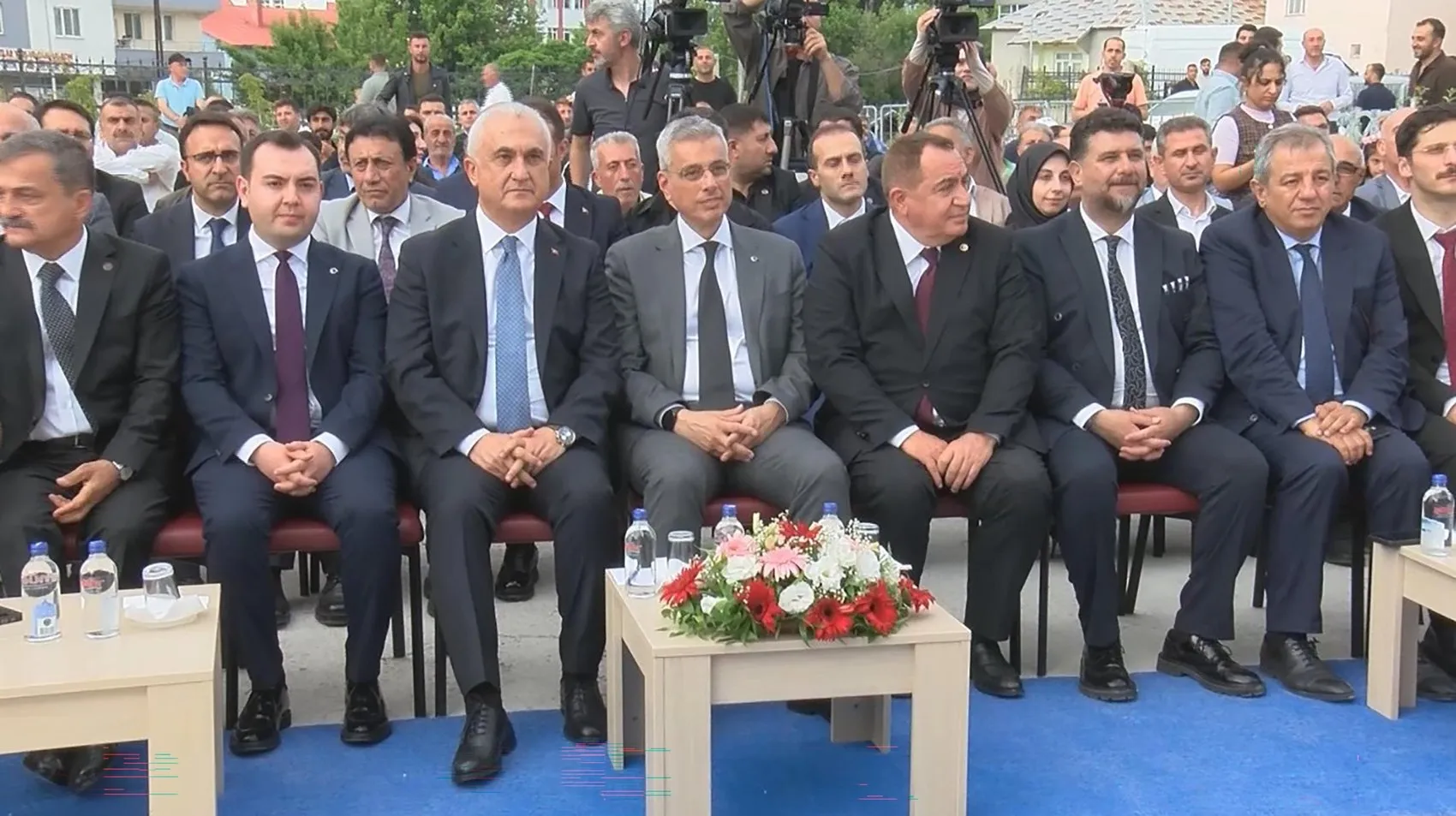Muş'ta sağlık kapasitesi 1.200 yatağa çıkıyor