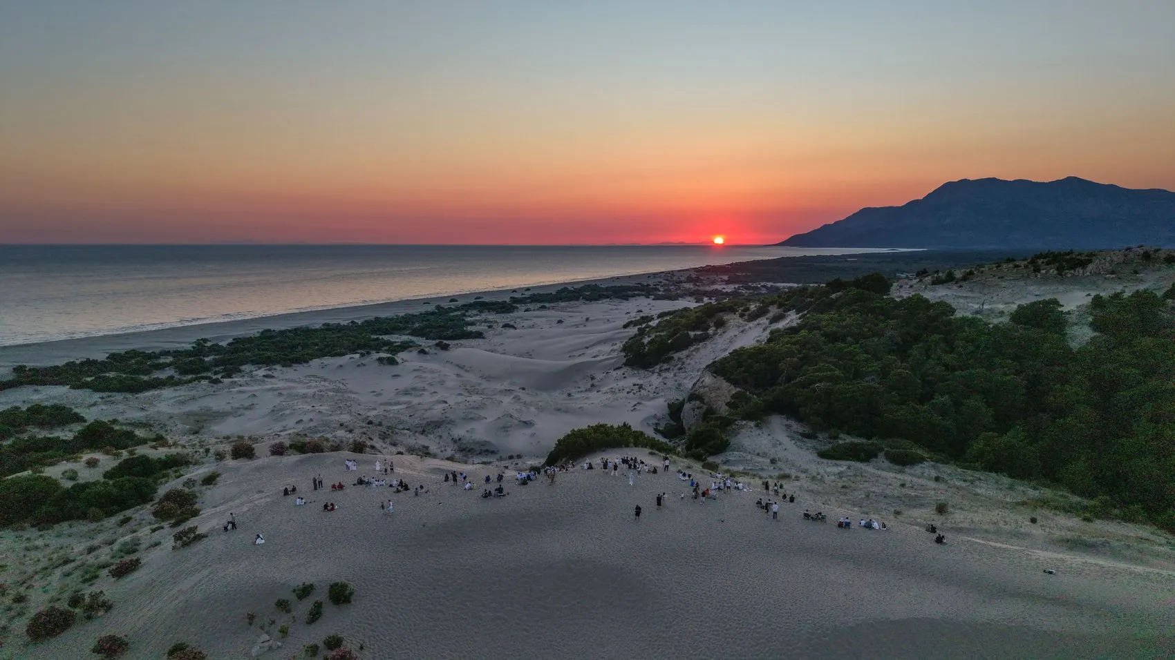 Patara Kum Tepeleri gün batımı için yeni çekim noktası oldu