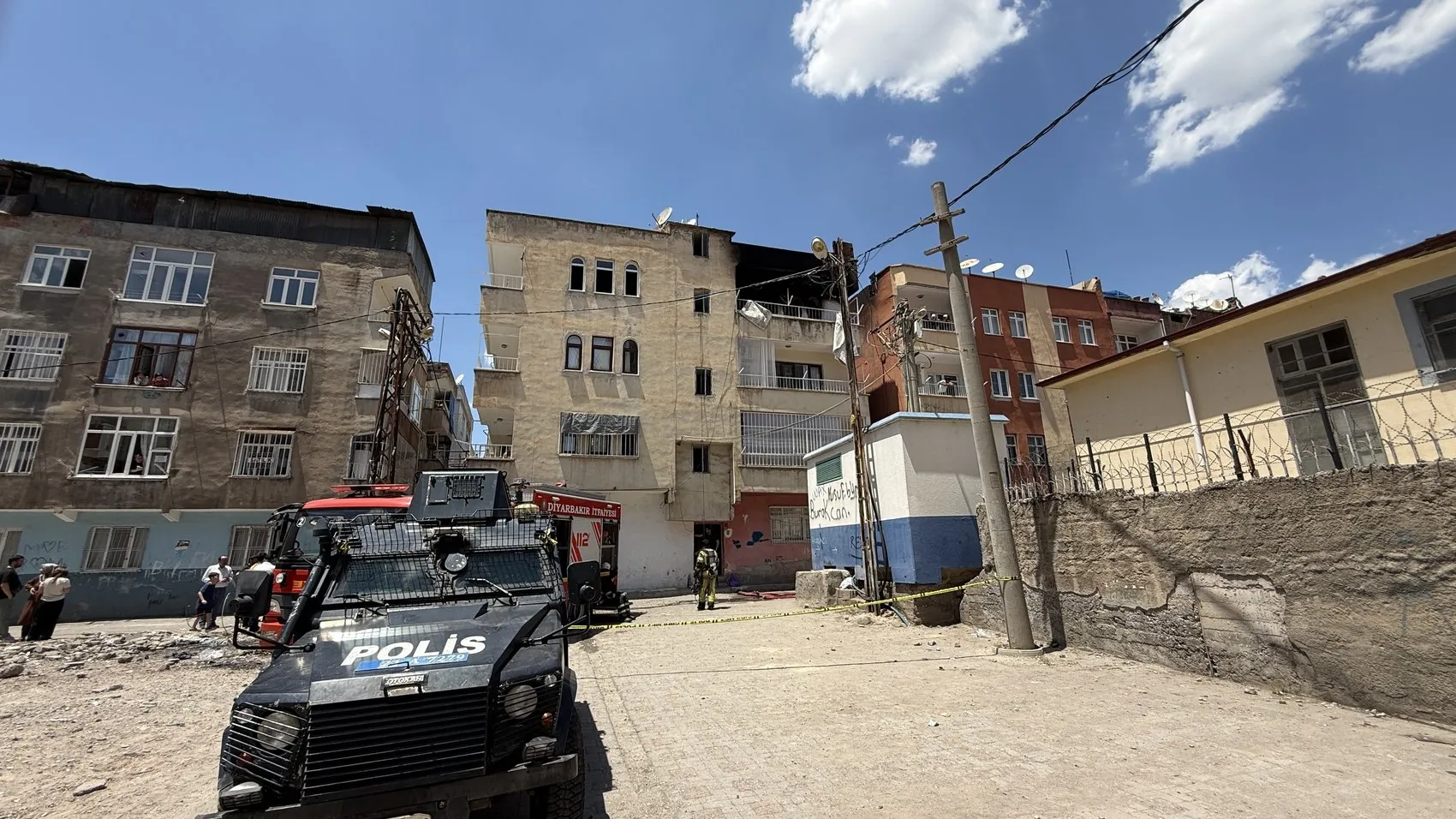 Diyarbakır'da yangın sonrası komşuluk kavgası çıktı