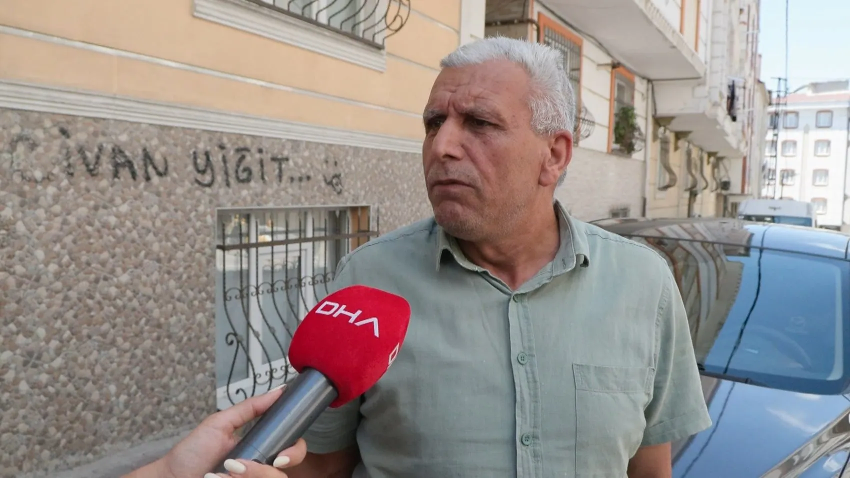 Esenyurt’ta sabah saatlerinde evinin önünde infaz edildi