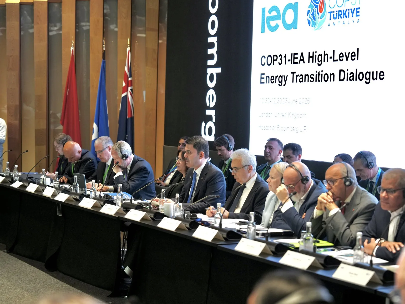 Türkiye 2035 için enerjide radikal dönüşüm rotasını çizdi