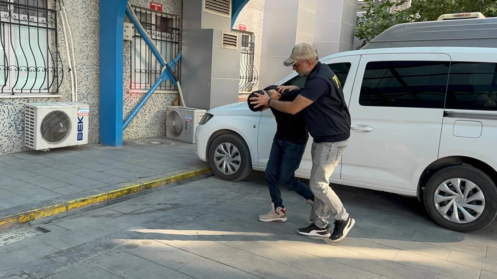 MİT DEAŞ sorumlusunu yakalayıp Konya'ya getirdi