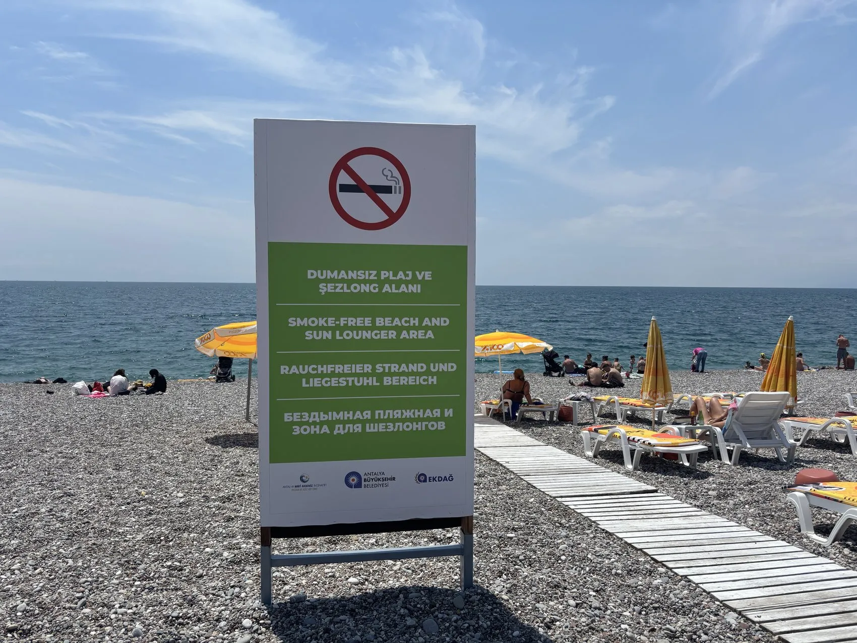 Antalya sahillerinde sigara içmek artık yasak