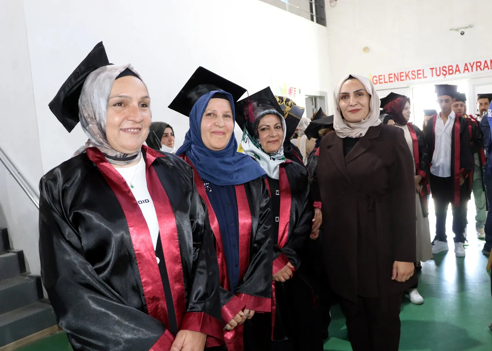 Van'da 56 yaşındaki Aysel Özbek'in büyük başarısı