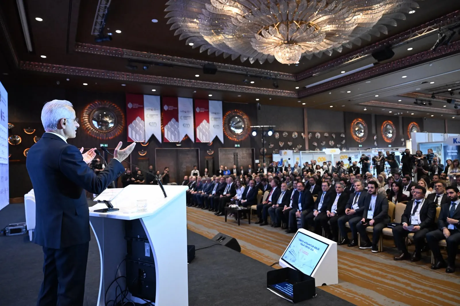 Marmaray trafiğini rahatlatacak yeni hat için düğmeye basıldı
