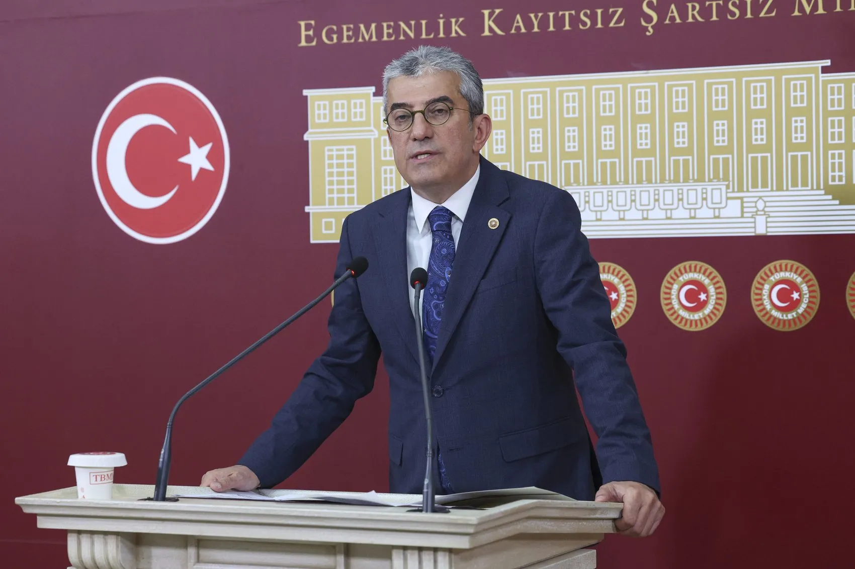CHP’de gözler kurultay takviminde