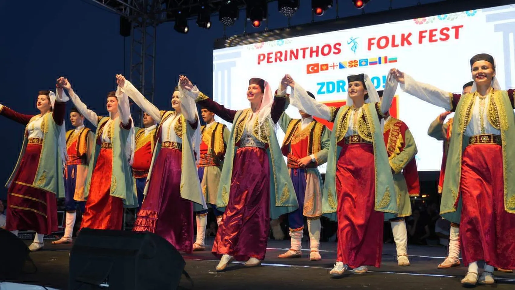 Tekirdağ dünya kültürlerini ağırlıyor