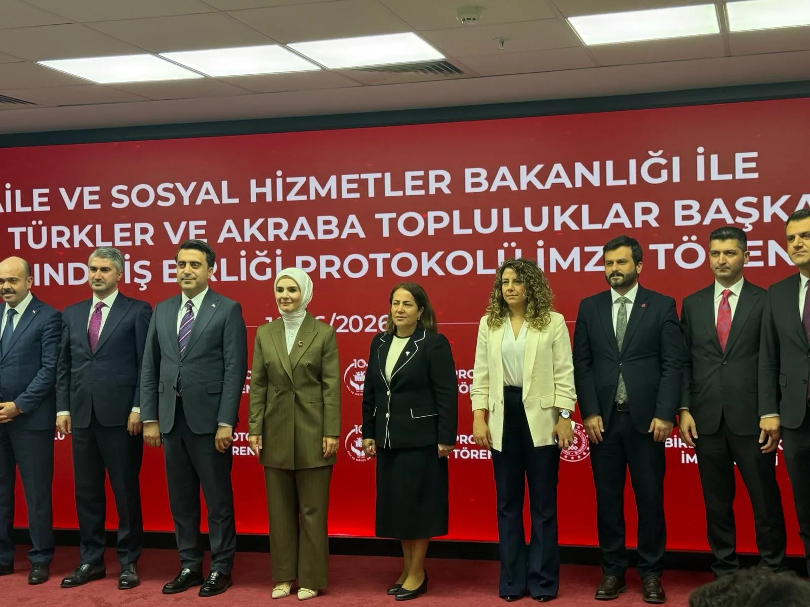 Yurt dışındaki Türkler için yeni sosyal hizmet dönemi başlıyor