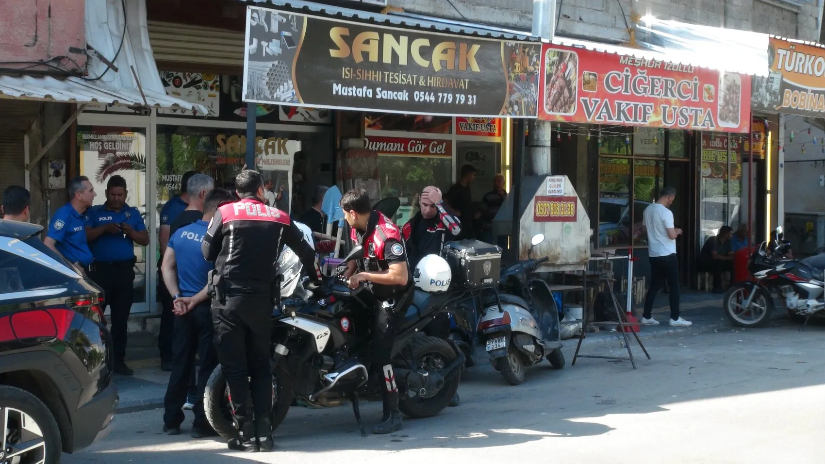 Kilis’te kebap salonunda kanlı kavga kameraya yansıdı