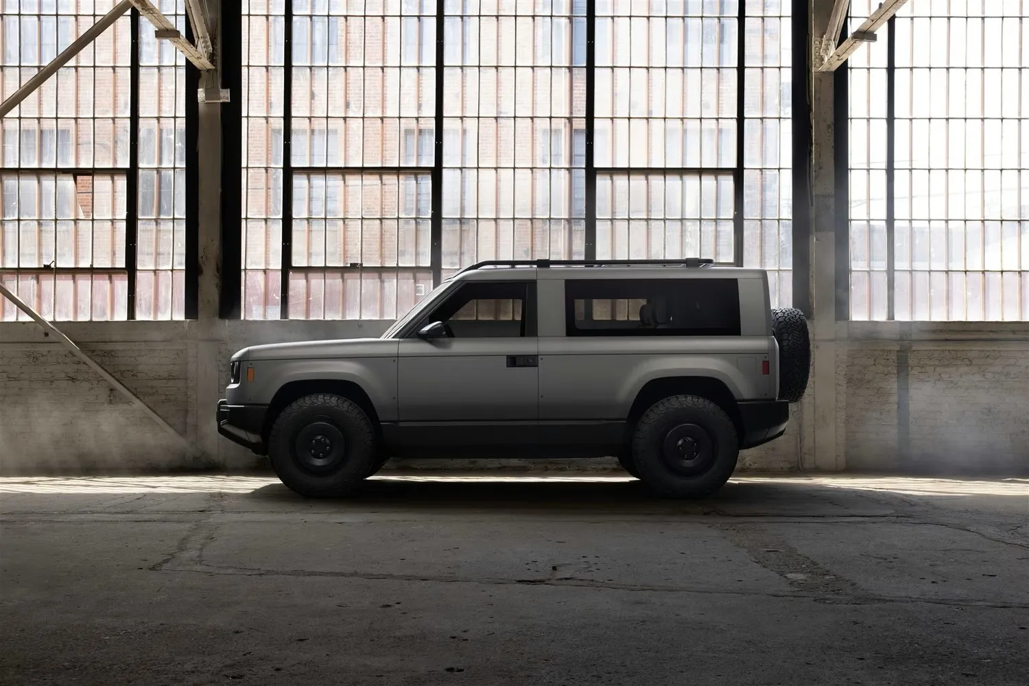 Manuel camlı elektrikli pickup Slate Truck'ın fiyatı ortaya çıktı