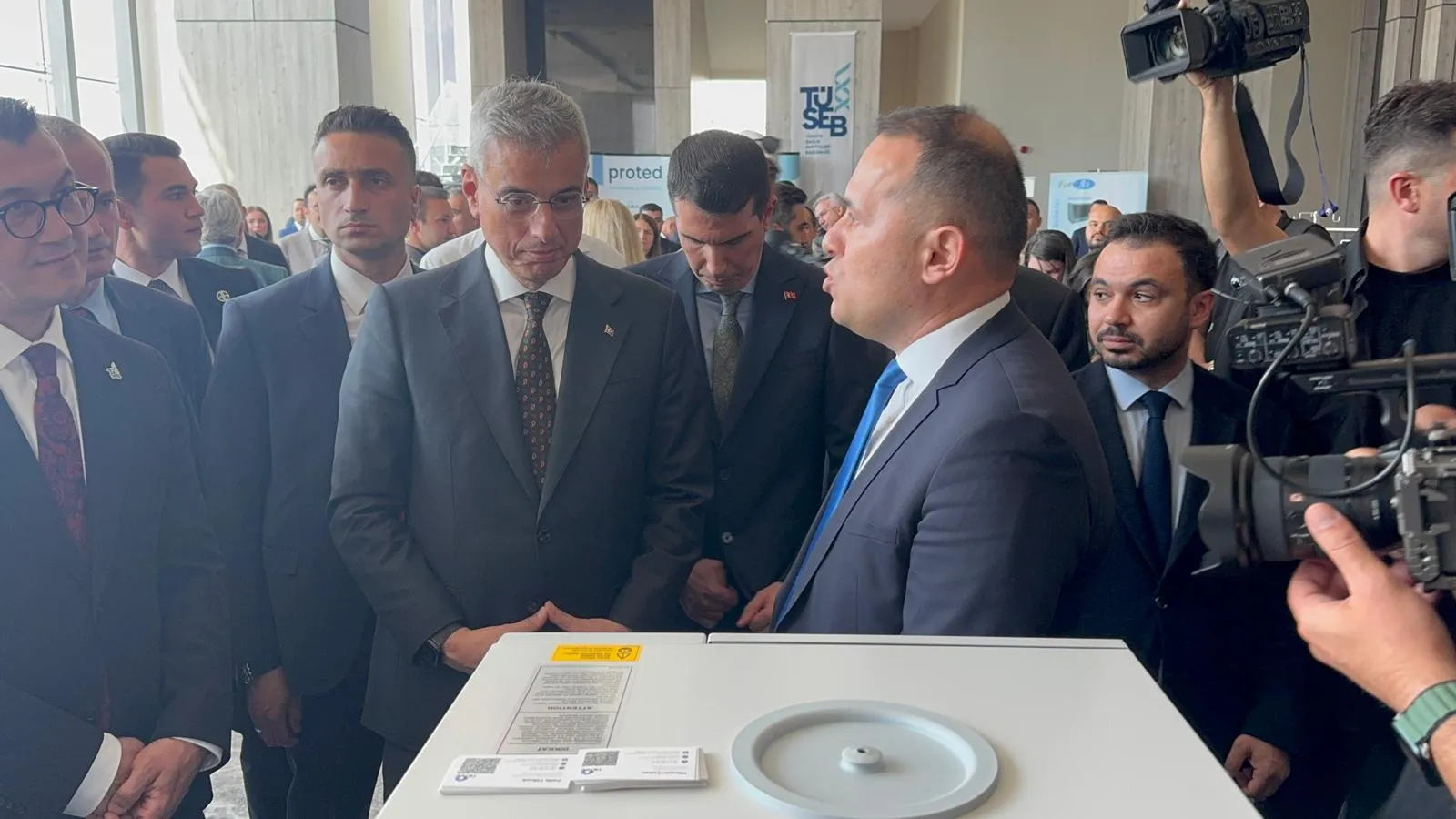 Türkiye sağlıkta dışa bağımlılığı bitirecek 41 cihaz için düğmeye bastı