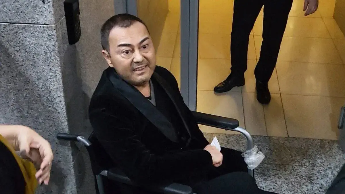 15 gündür hastanede yoğun tedavi altında: Serdar Ortaç tan sevenlerini üzen haber 2