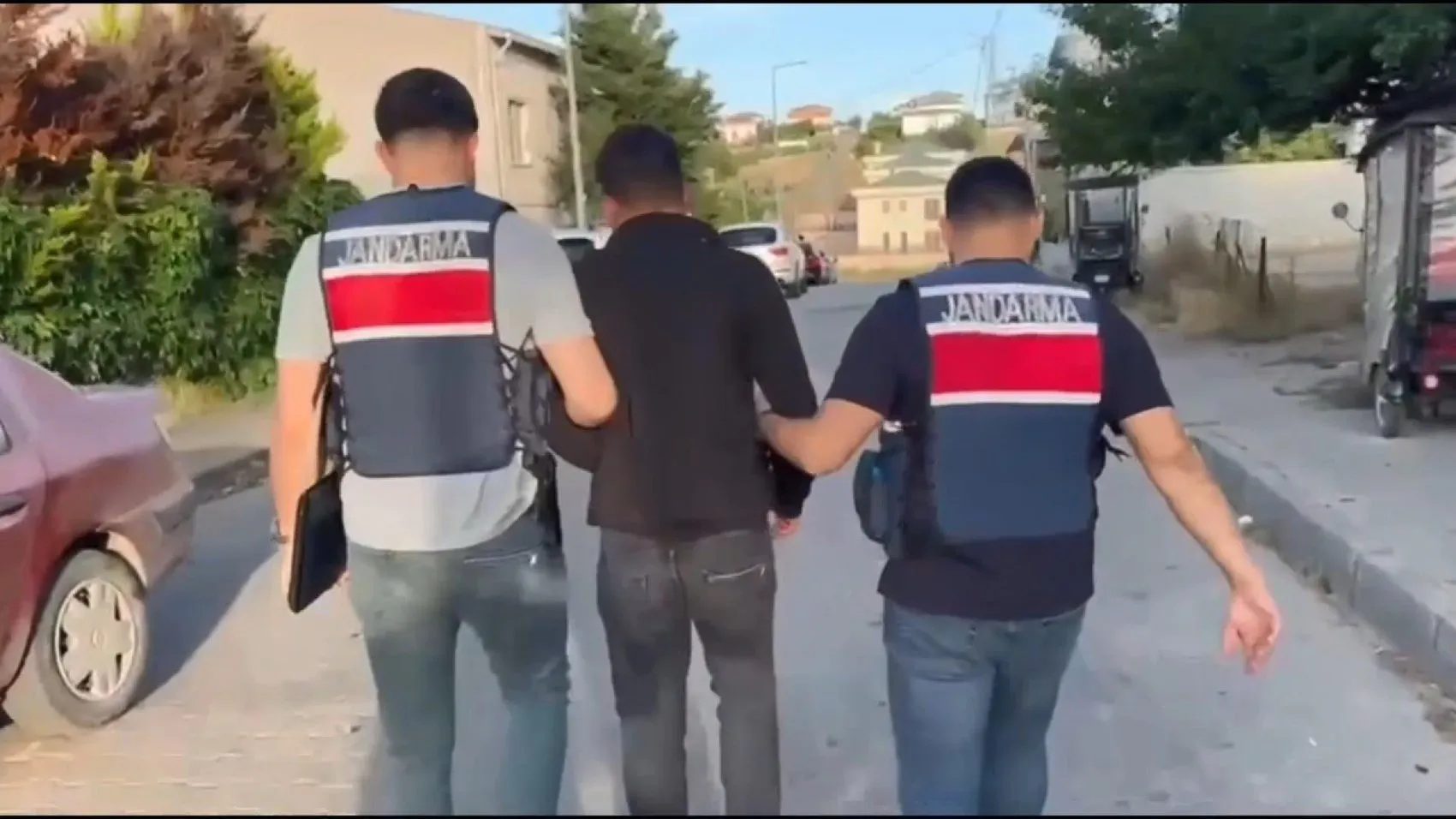 Telefonunuza gelen sahte kargo ve borç mesajlarına dikkat