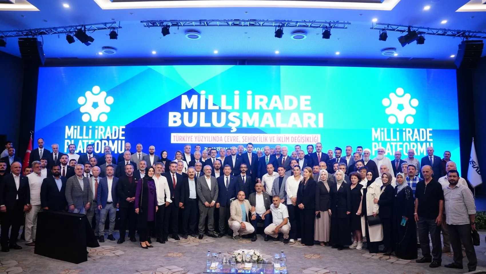 İstanbul'da kentsel dönüşüm hızlandı 233 bin konut inşa ediliyor
