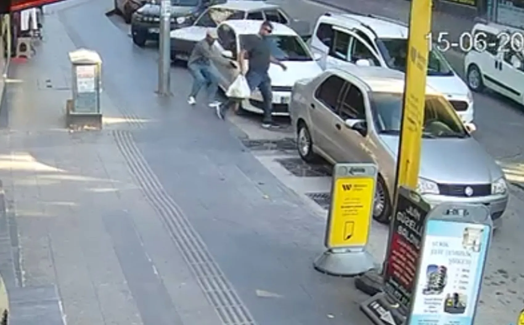 Antalya Serik’te sokak ortasında dehşet anları