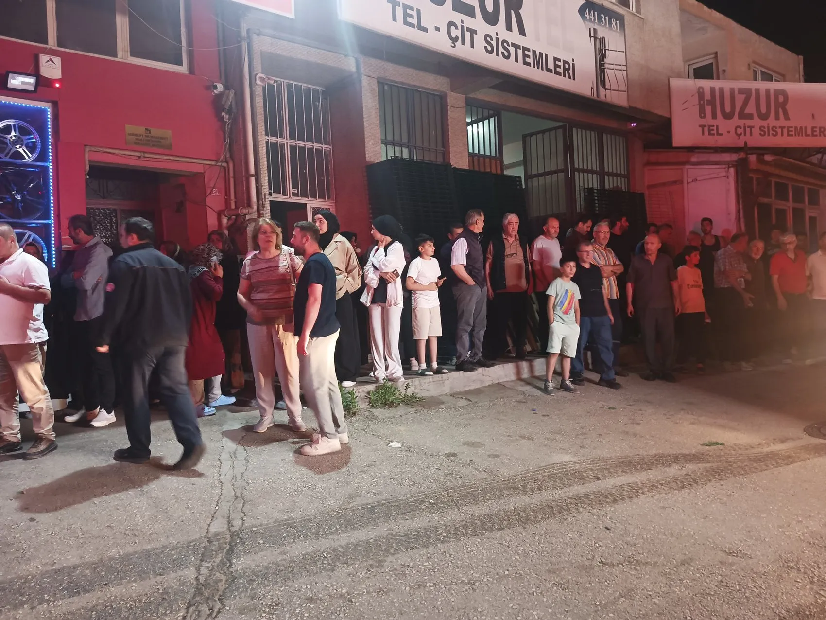 Nilüferde gece yarısı korkutan yangın