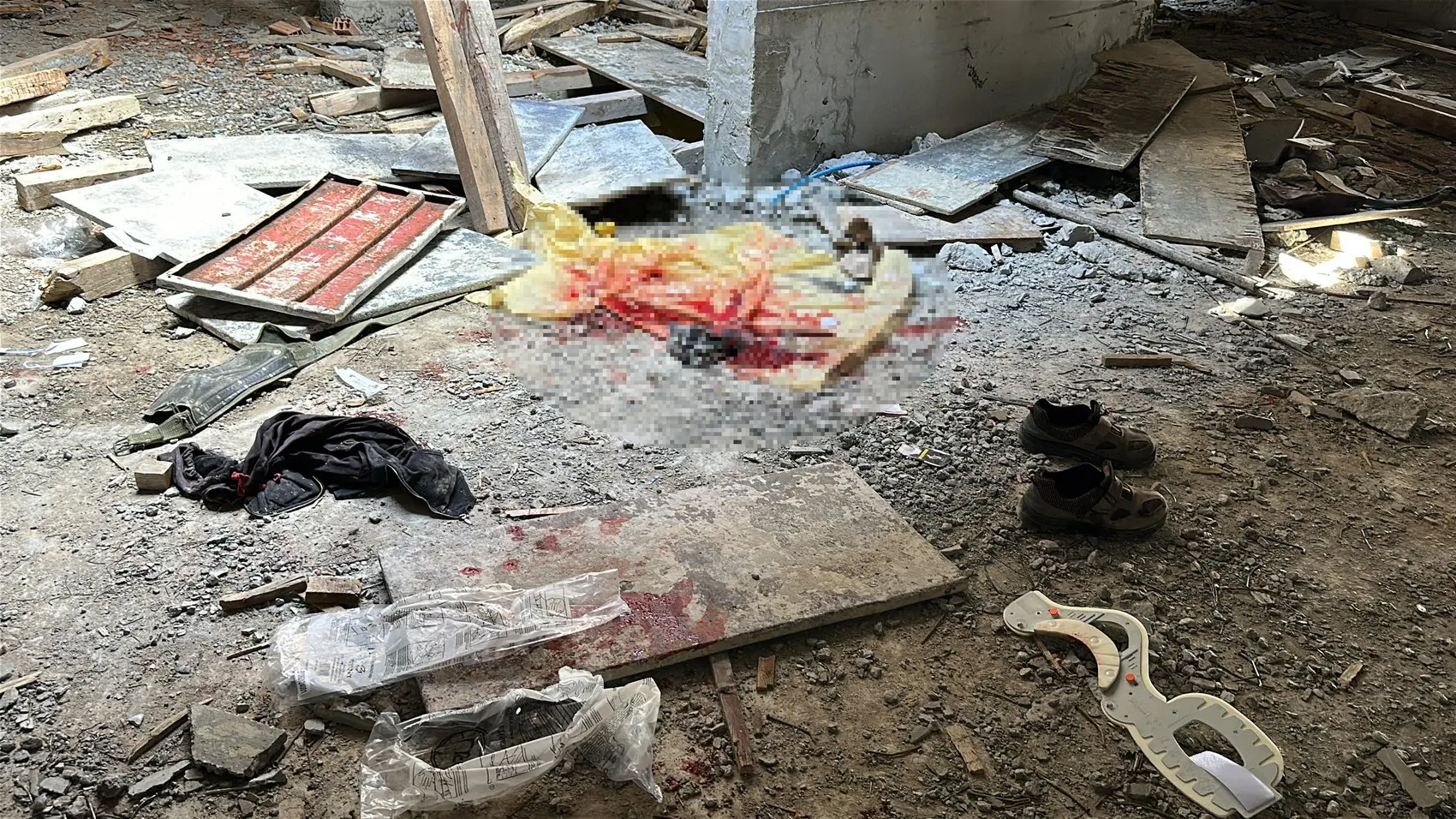 Kütahya’da inşaat iskelesi çöktü 4 işçi yaralı