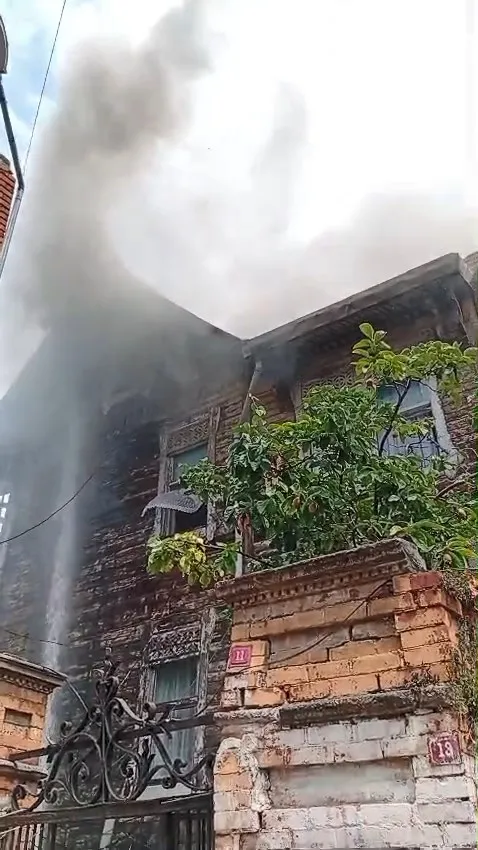 Fatih’te tadilat faciası kıl payı atlatıldı