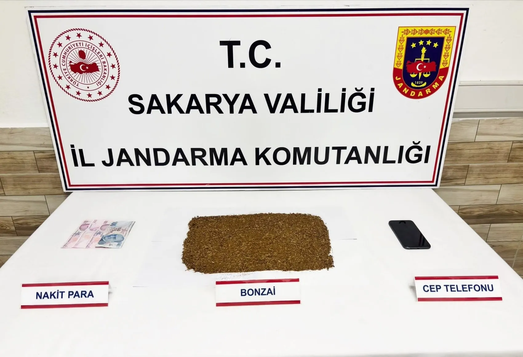 Sakarya sokaklarında uyuşturucu operasyonu 4 kişi cezaevine gönderildi