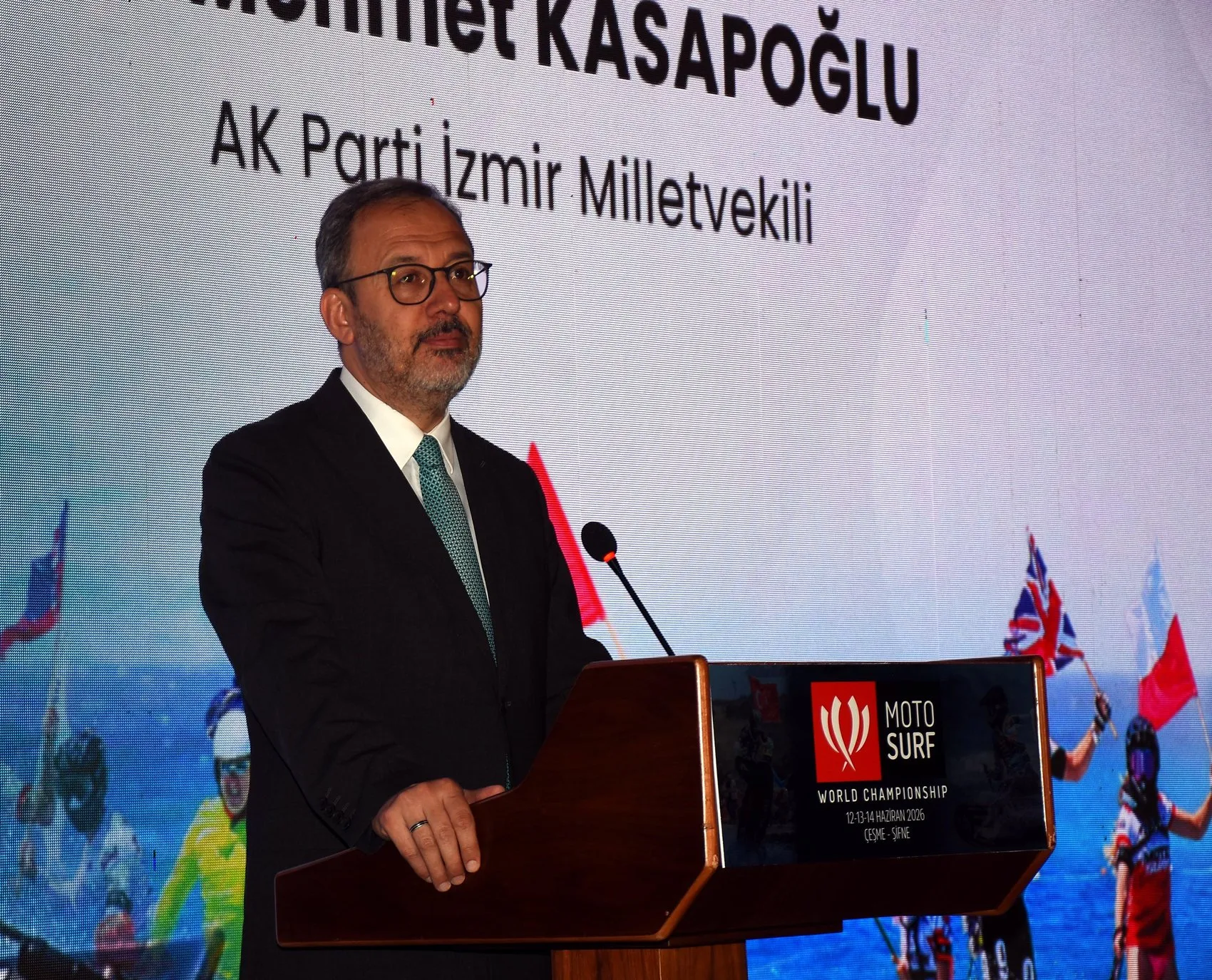 Çeşme 100 sporcuyla dev motosurf şampiyonasına hazırlanıyor