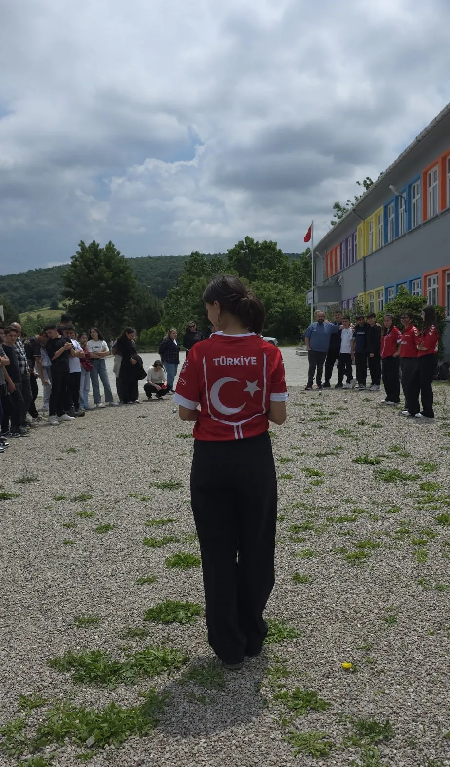 Samsunsporlu sporcular köy okulunda yetenek avına çıktı