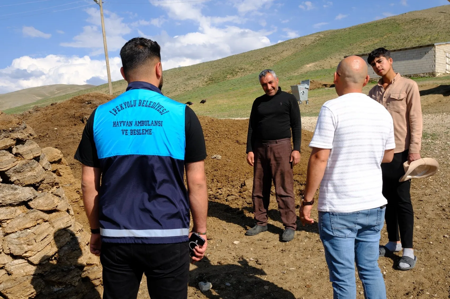 Van'da bir mahalle kuduz riski nedeniyle karantinaya alındı