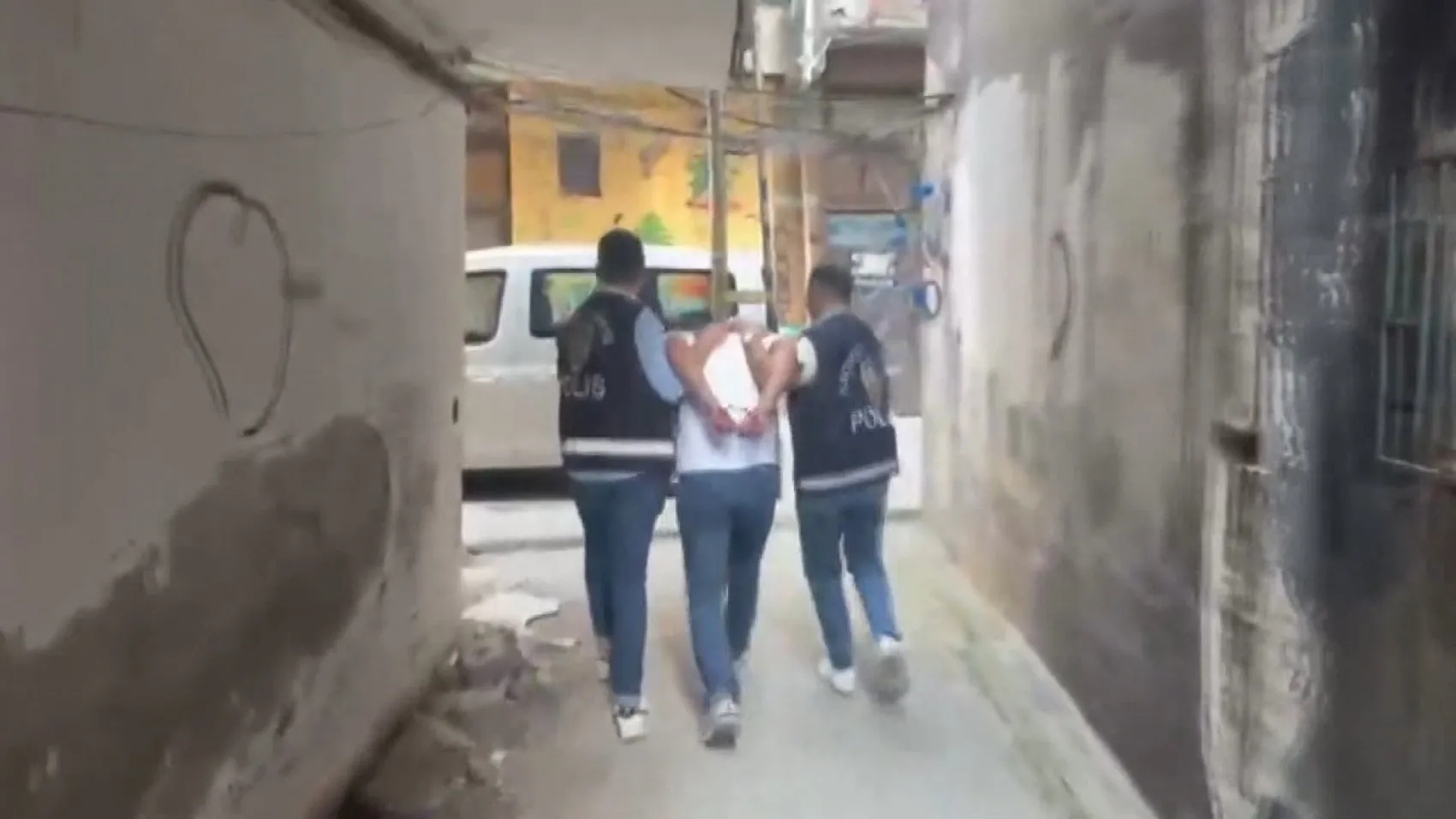 Kadıköy Fikirtepe’de uyuşturucu operasyonu