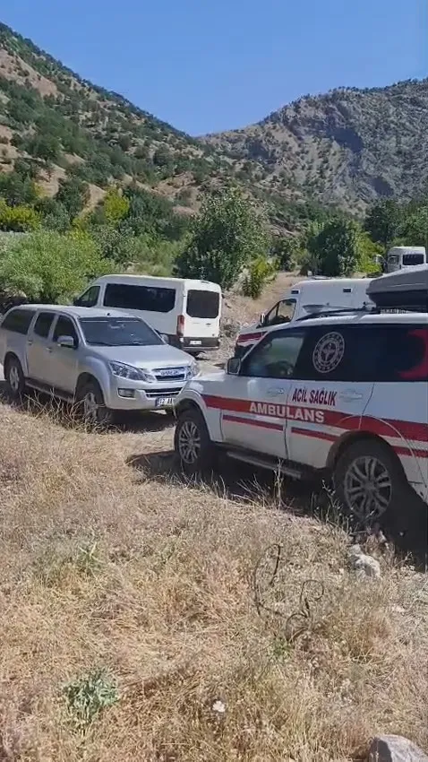 Bingöl’de çayda kaybolan kişiyi arama çalışmaları sürüyor