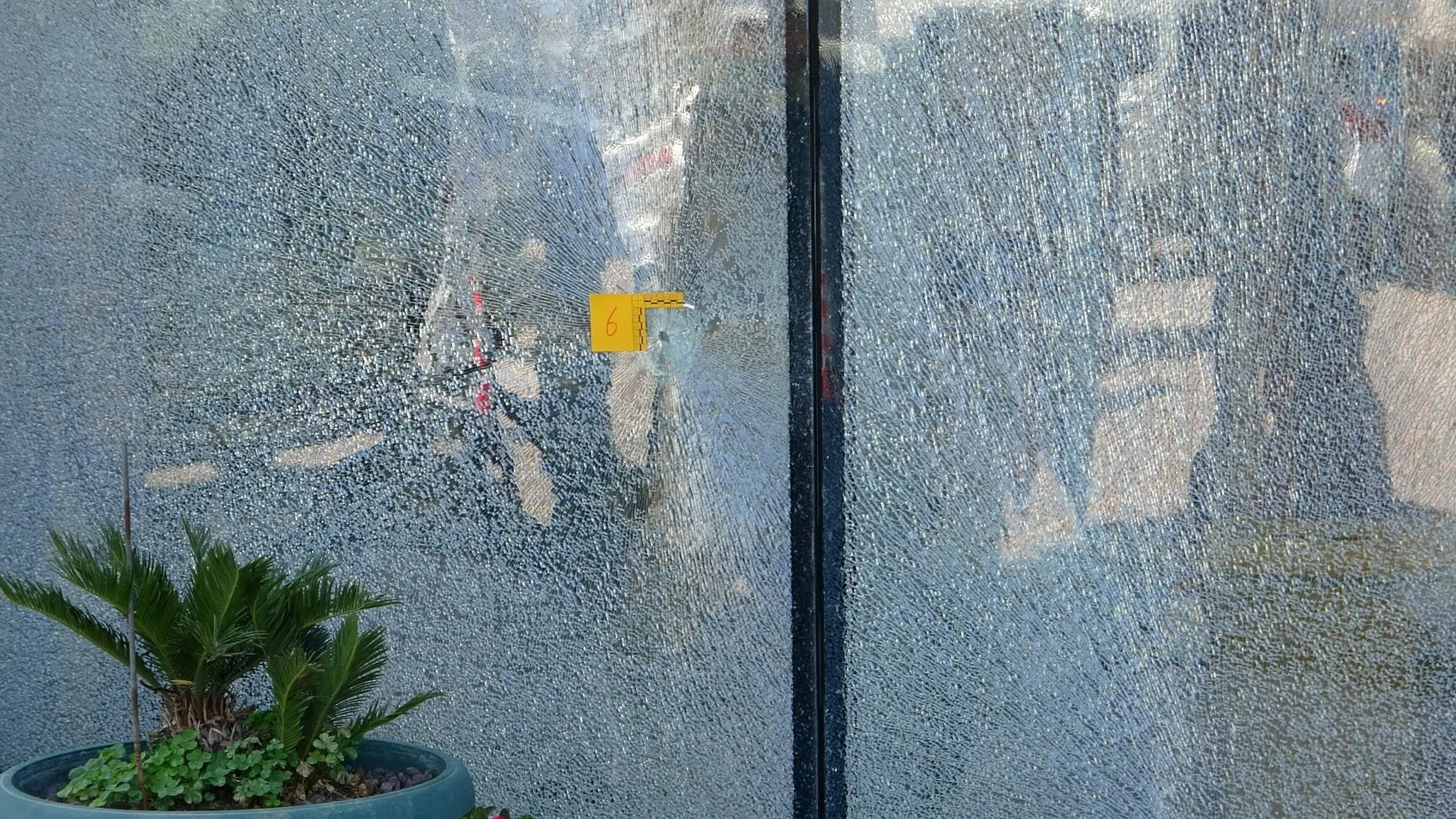 Antalya’da galeriyi kurşunlayan iki kişi cezaevine gönderildi