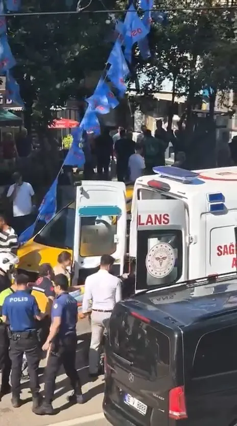Bursa'da kontrolden çıkan taksi avukatı altına alarak sürükledi