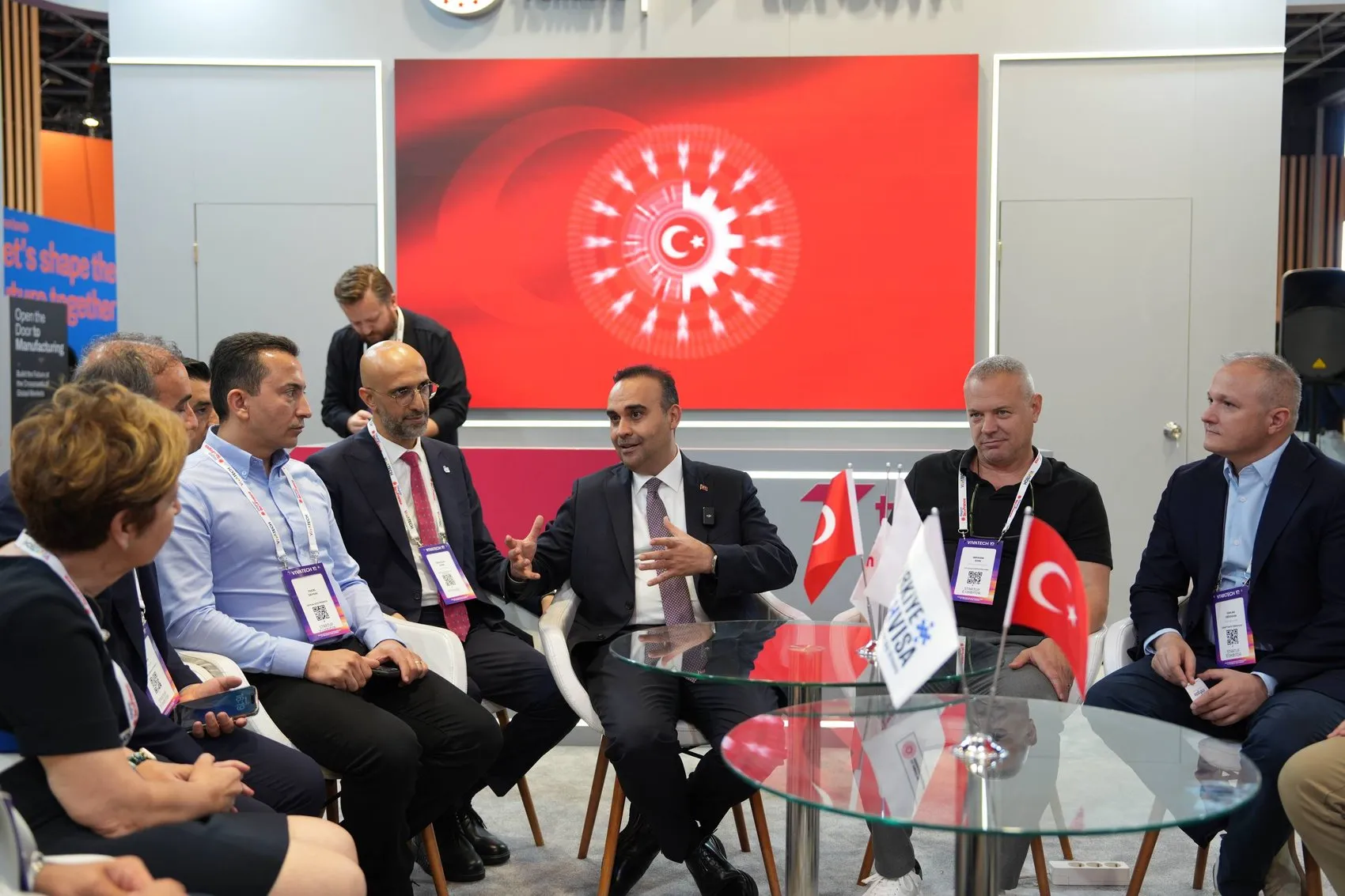 Türk teknoloji girişimleri Paris’te dünya sahnesine çıktı