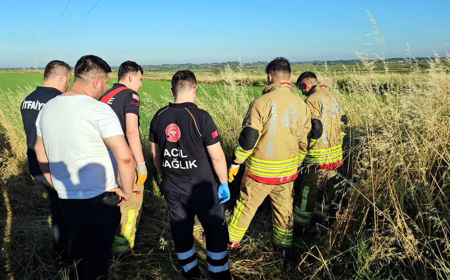 Edirne’de motosikletiyle kanala uçan genç hayatını kaybetti