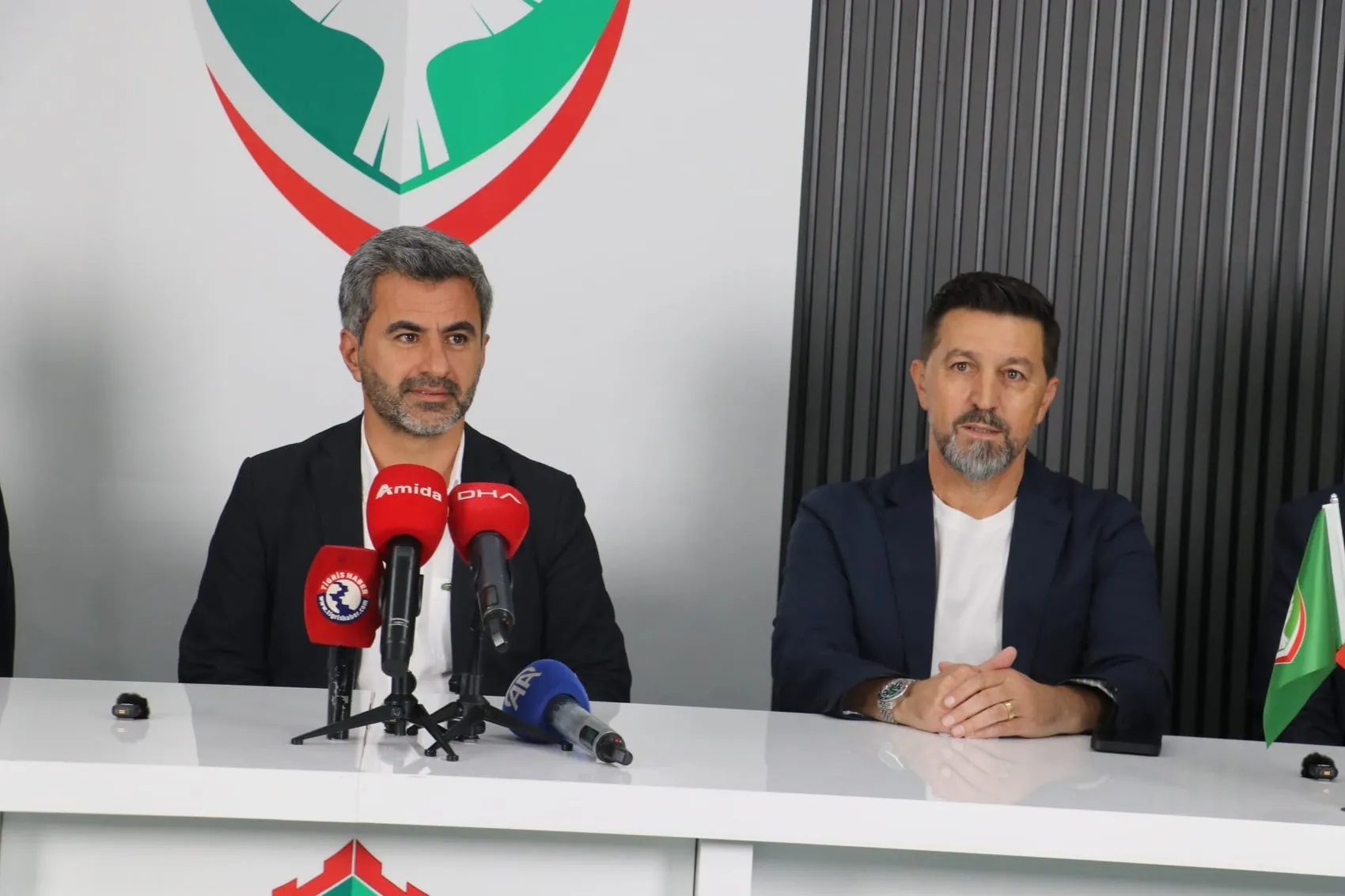 Amedspor rotayı Besnik Hasi’ye kırdı