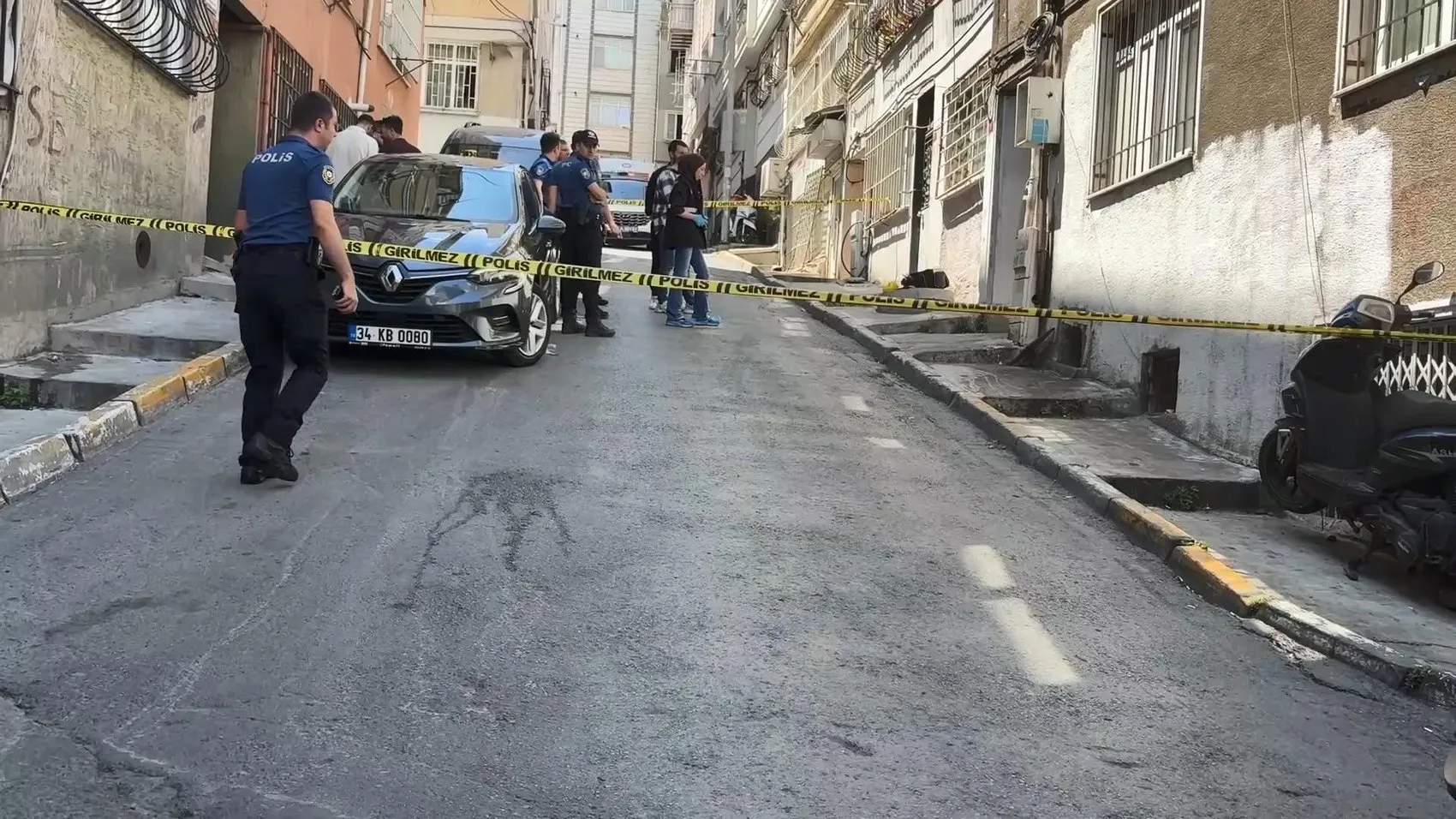 Beyoğlu’nda kıskançlık kavgası kanlı bitti