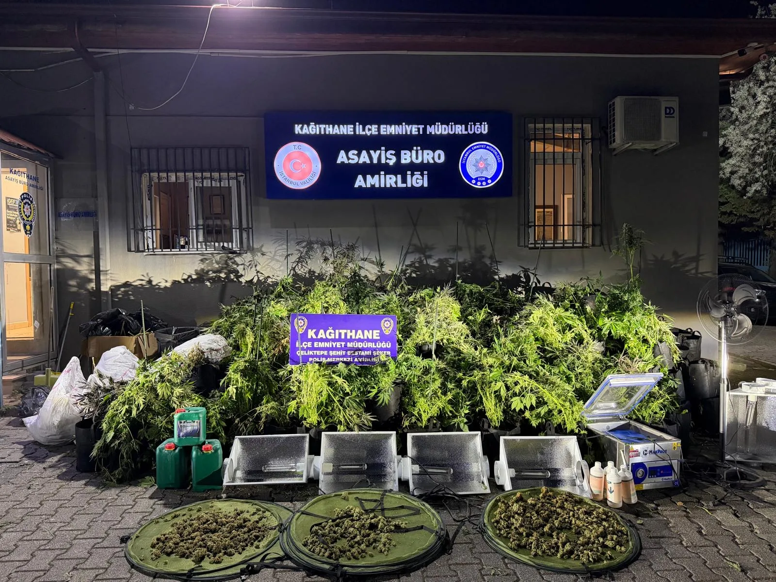 Kağıthane’de bir evden yayılan koku 30 milyonluk serayı ele verdi